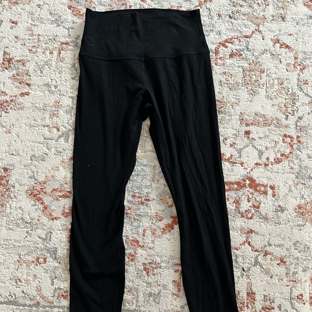 New Lululemon ribbed align leggings!